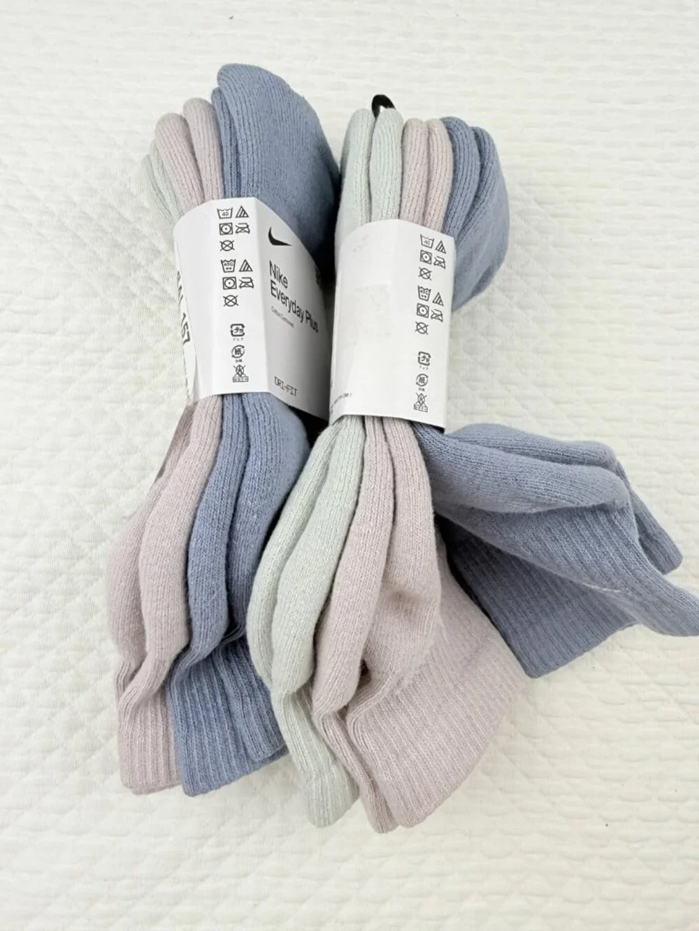 Nike 6 pairs Unisex Dri Fit Everyday Plus Cushioned Ankle Socks Mens M 6-8